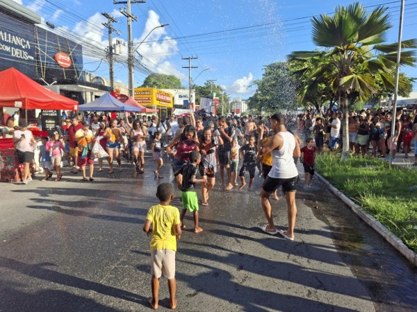 Primeira Lavagem da Fraga Maia reúne famílias e celebra cultura popular em Feira de Santana
